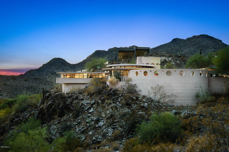 Frank Lloyd Wright - Norman Lykes House